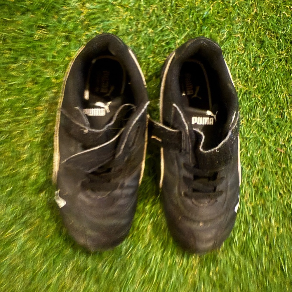 Puma Black and White Athletic Shoes - Picture 2 of 5